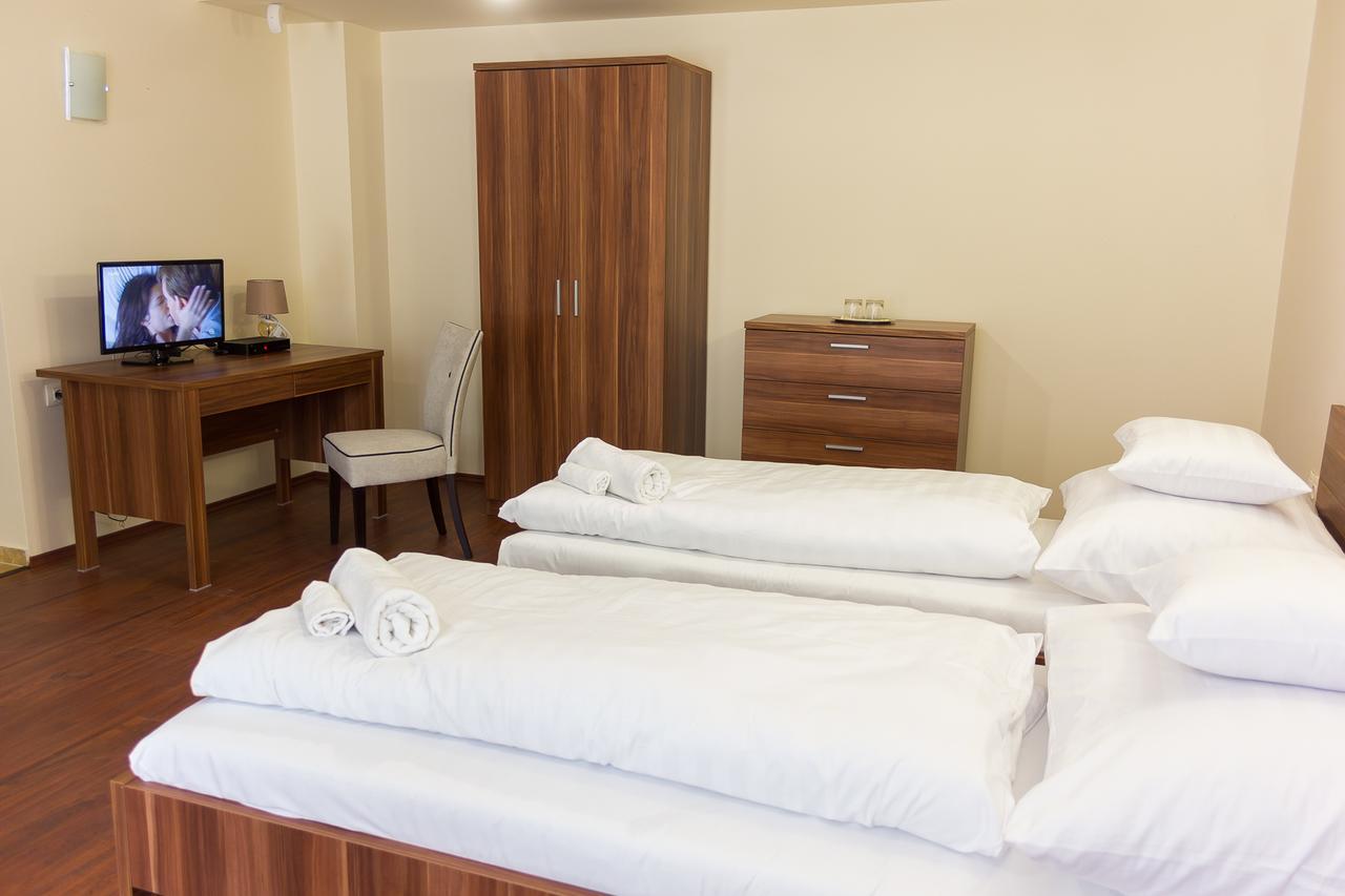 M1 Szekér Csárda Hotel és Étterem Obarok Extérieur photo